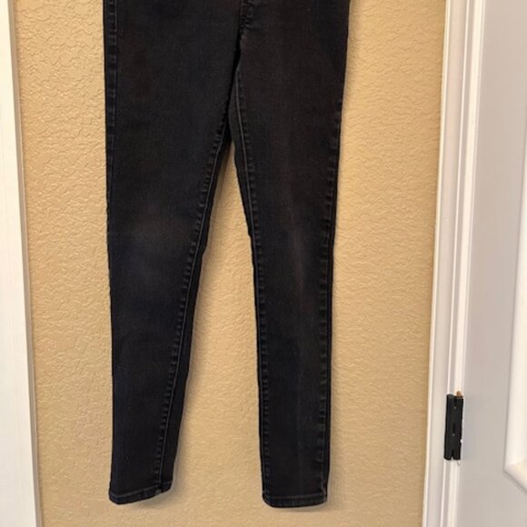 Girls Levi’s Pull on Jegging - Picture 2 of 4